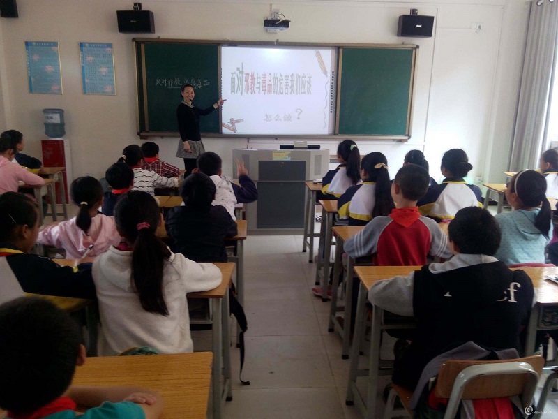 觸摸教學一體機 觸摸教學一體機